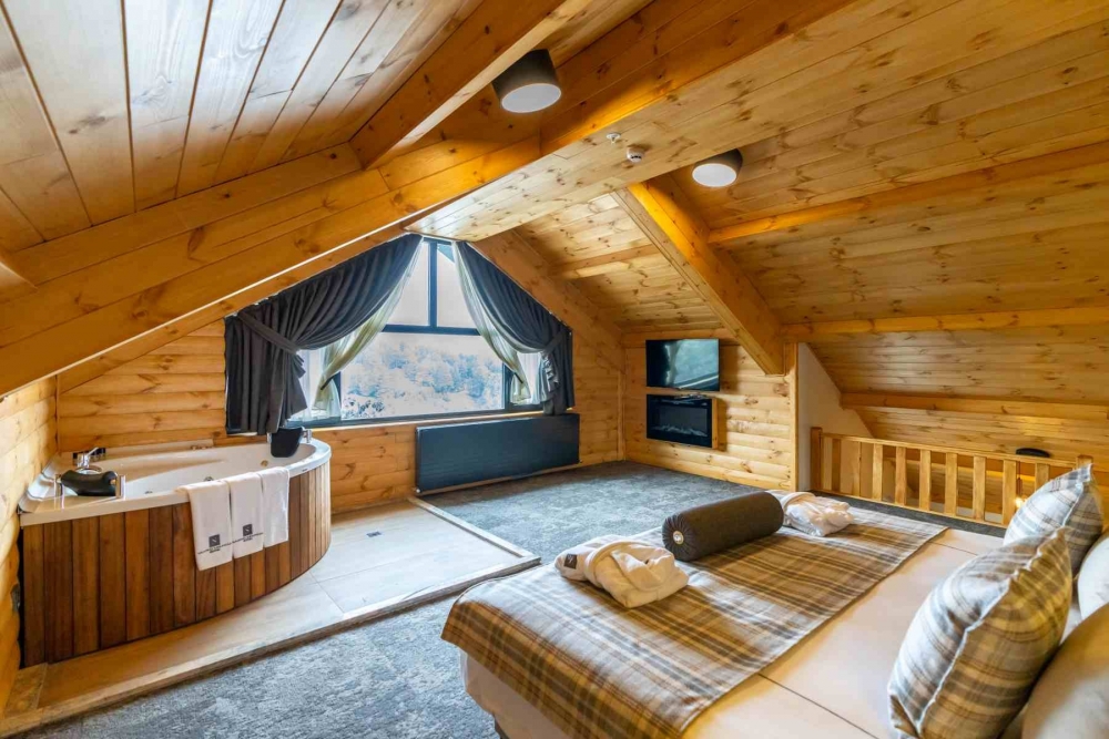 DUBLEX DELUXE SUITE
